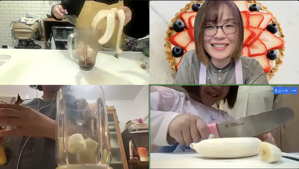 Zoomのレッスン画面。参加者さんの手元を映しながら進めるなつえ